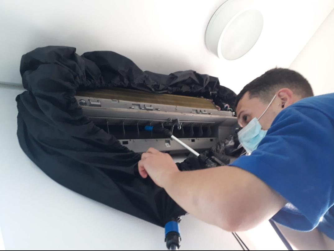 WhatsApp Image 2025-11-21 at 17.51.43